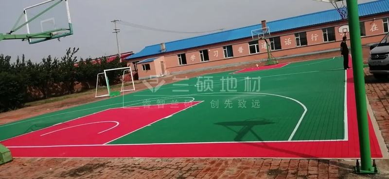 校园篮球场悬浮地板