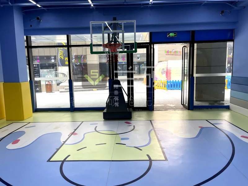 兰硕塑胶地板百变篮球场